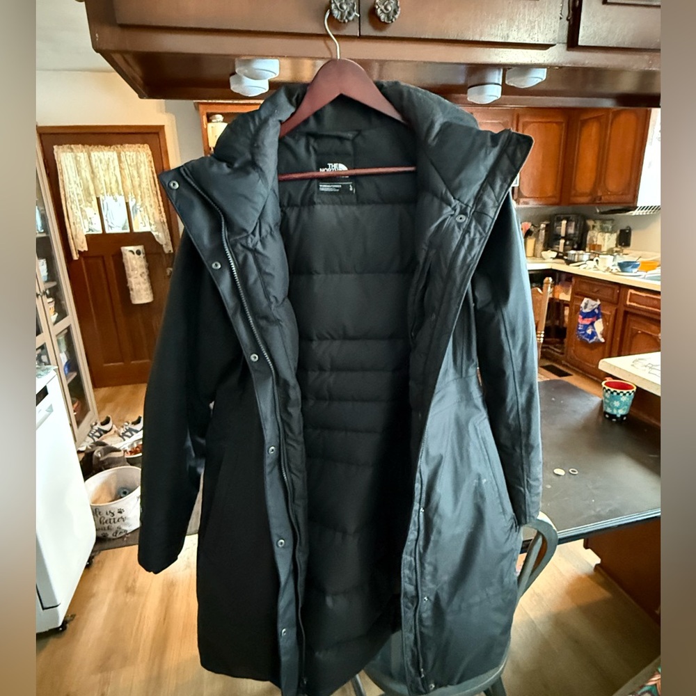 The North Face Women's Charcoal Puffer Jacket